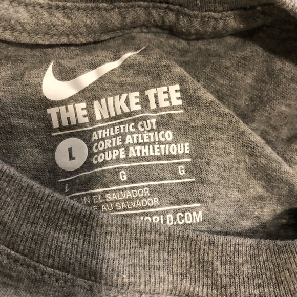 “The Nike Tee” size Large - Picture 2 of 2